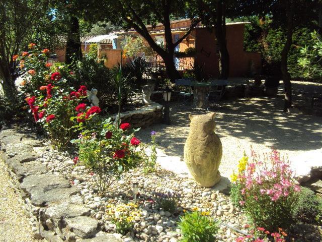 B&B La Douloire Pernes-les-Fontaines Dış mekan fotoğraf