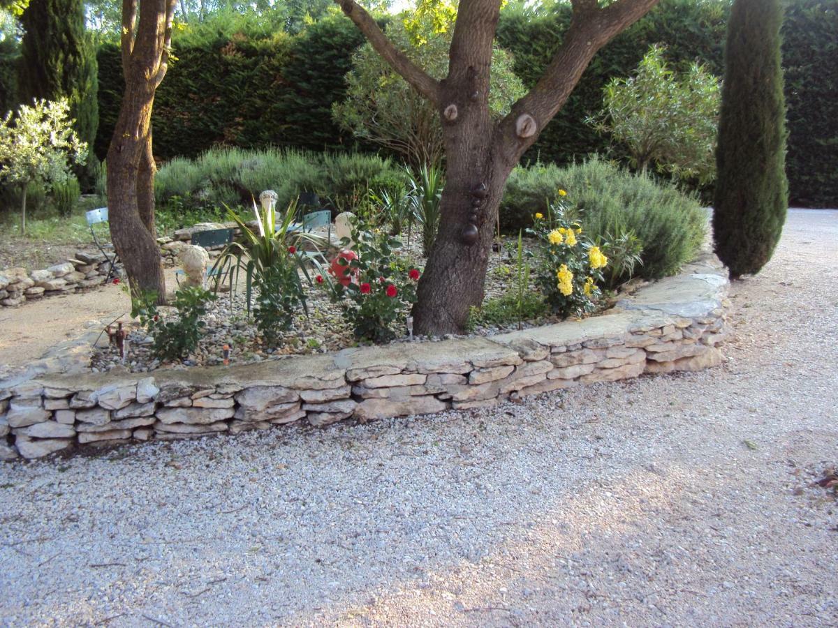 B&B La Douloire Pernes-les-Fontaines Dış mekan fotoğraf